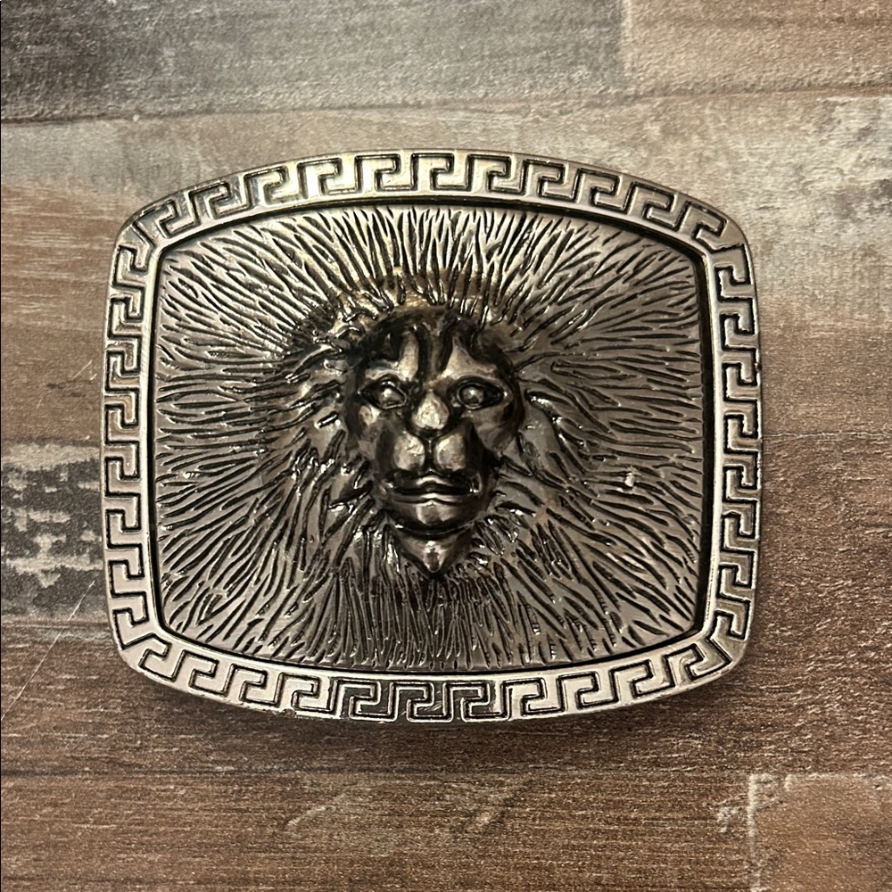 Vintage Lion of Judah Head Western Belt Buckle in Antique Silver 2-1/2”